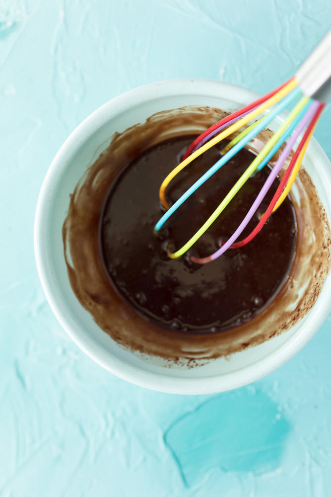 whisking the vegan dreamy sauce