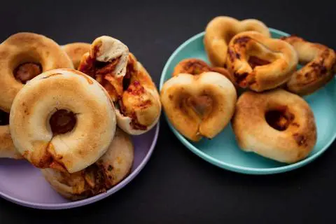 vegan pizza donuts.