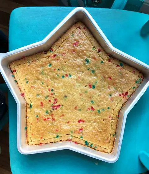 4th of july lemonade funfetti star cake