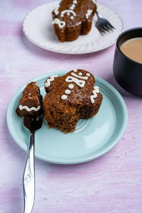 eating the vegan gingerbread person.