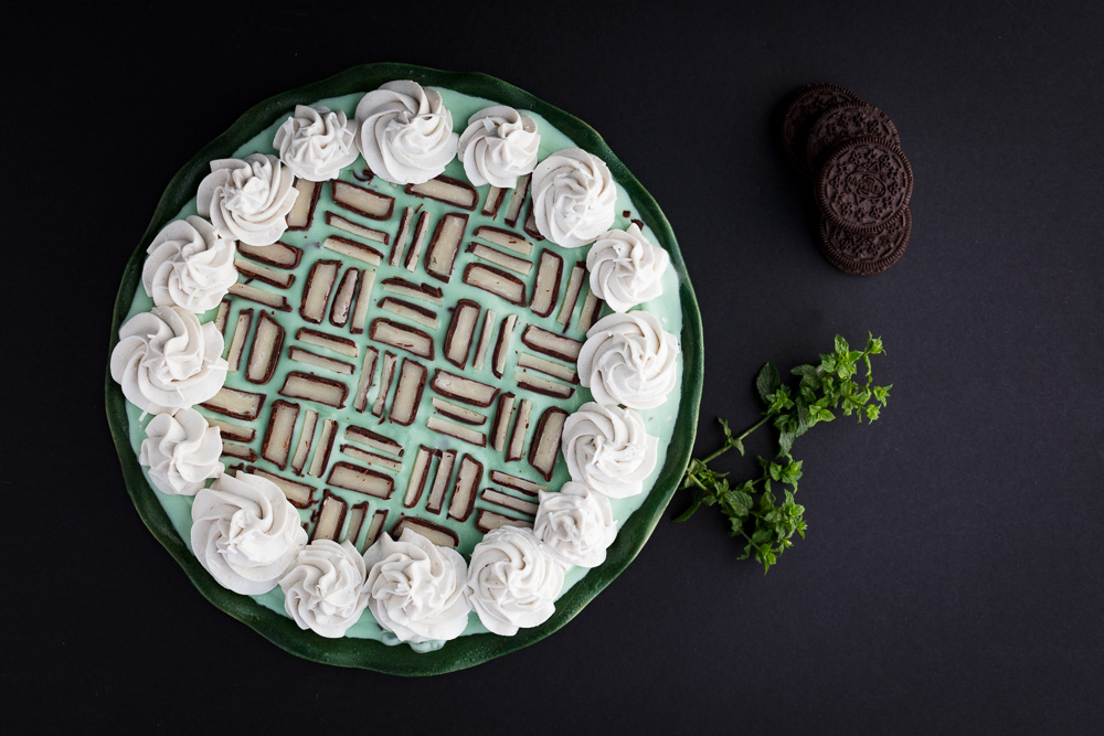 vegan mint chocolate ice cream pie