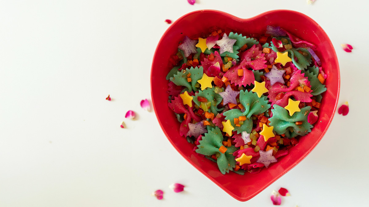 spring rainbow pasta salad