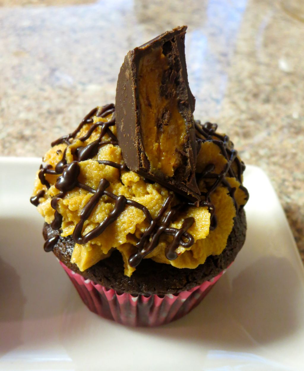 Gluten-free Vegan Peanut Butter Cup Cupcakes