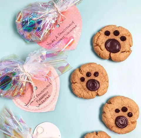 paw print cookie valentines