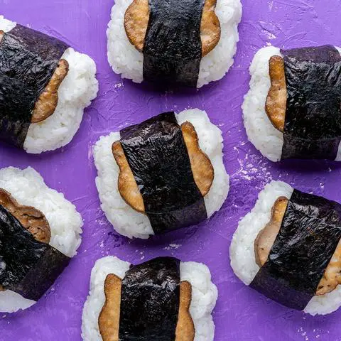 vegan cat shaped spam wrapped in musubi